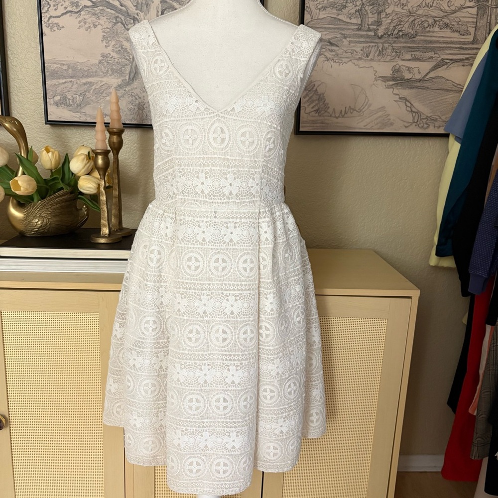 RED VALENTINO Crocheted‎ Lace Mini Dress In White Size 40